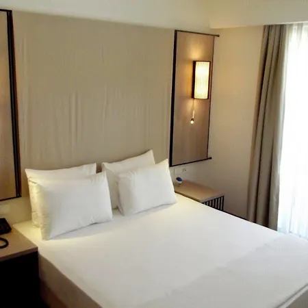 Liv By Bellazure Otel Akyarlar