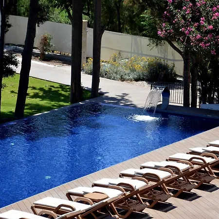 מלון Liv By Bellazure אקיארלר