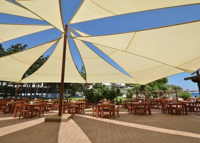 Liv By Bellazure 4* Akiarlar