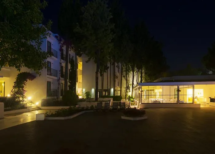 Liv By Bellazure 4* Akiarlar