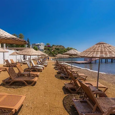 Ξενοδοχείο Liv By Bellazure