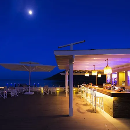 Ξενοδοχείο Liv By Bellazure