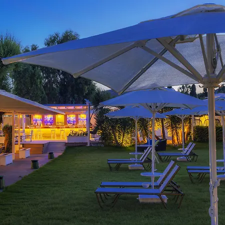 Ξενοδοχείο Liv By Bellazure