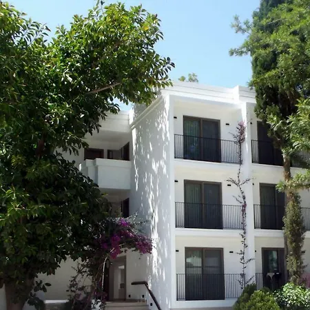 Liv By Bellazure Ξενοδοχείο