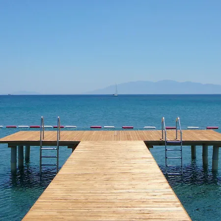 Liv By Bellazure Ξενοδοχείο