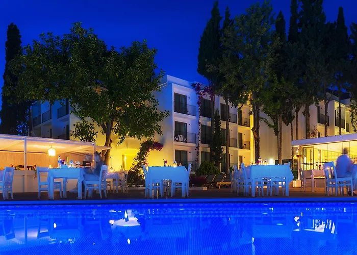 Liv By Bellazure Hotel Akyarlar