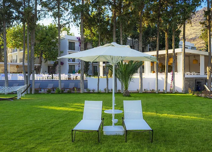 Liv By Bellazure Otel