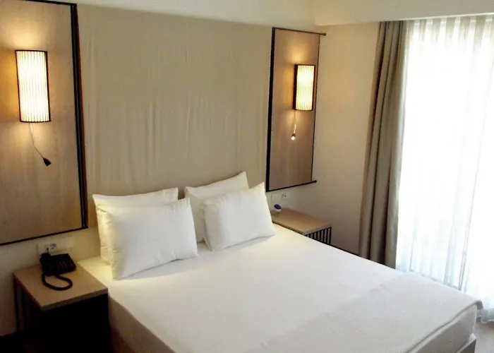 Liv By Bellazure Otel Akyarlar